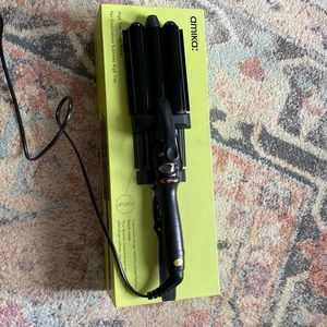 Amika high tide deep waver